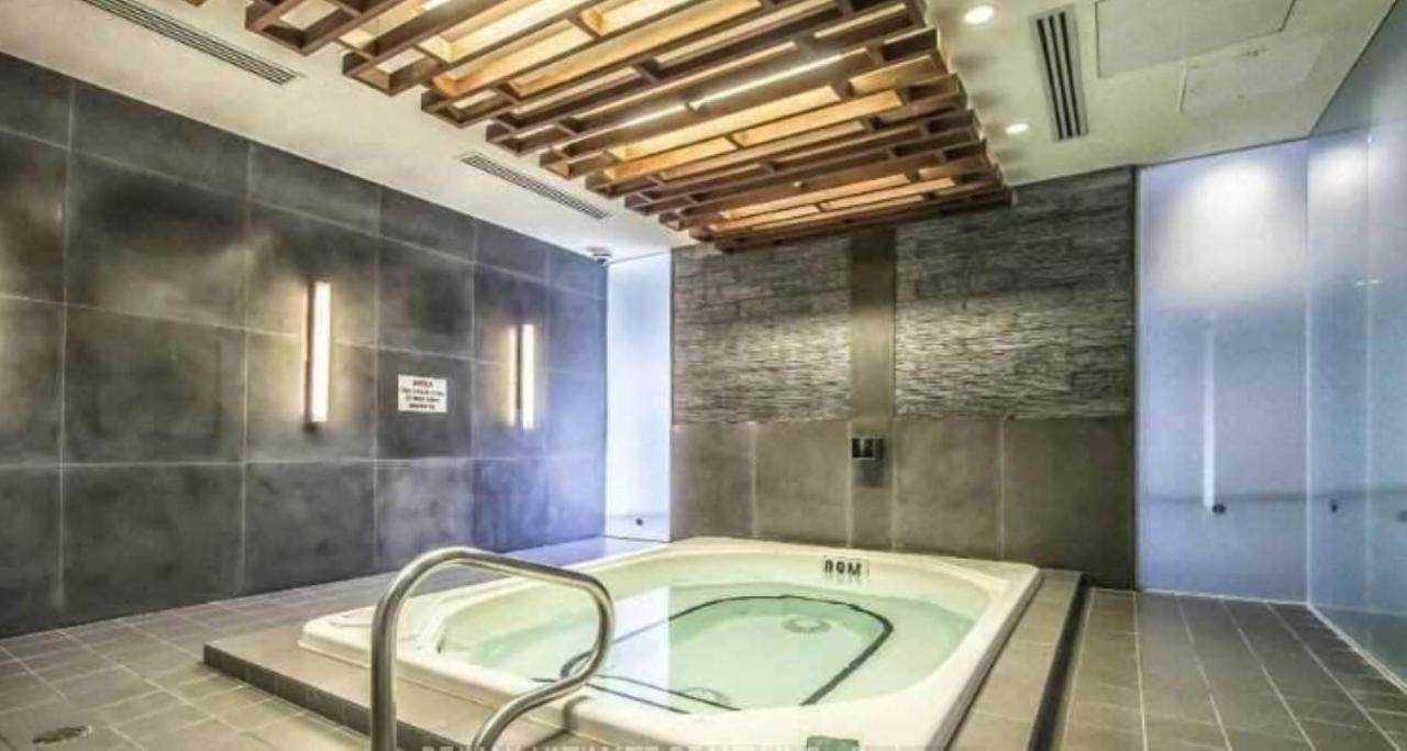 Executive 2 Beds Near Cn Tower, Rogers Centre, Scotia Area, Business District, Entertainment District, Lakeshore Toronto Buitenkant foto